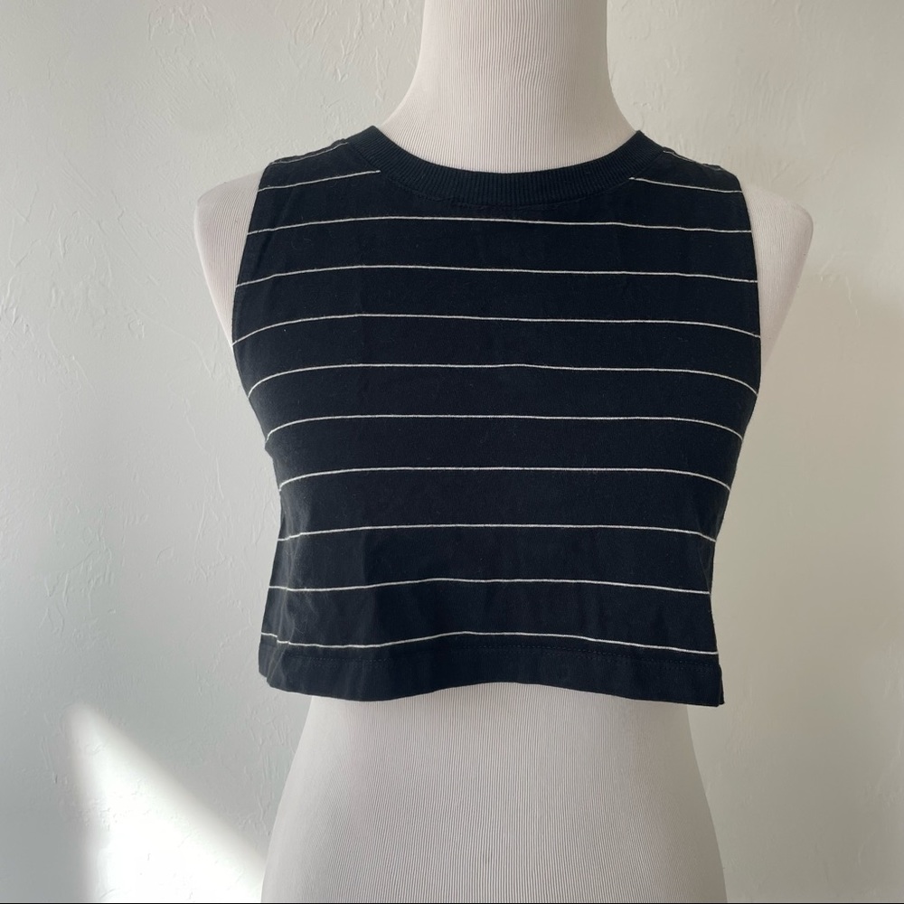 The Range Striped Cropped Muscle Snap Back Tank Black and White Size Small